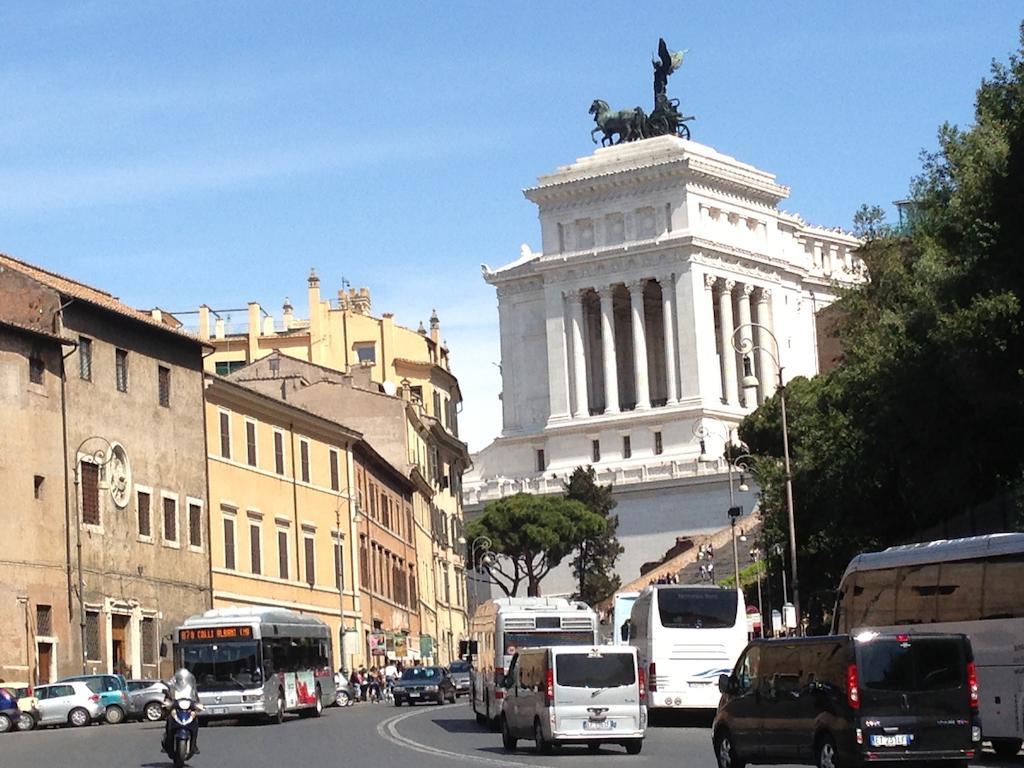 Apartamento Una Notte Ai Musei Vaticani Roma Habitación foto