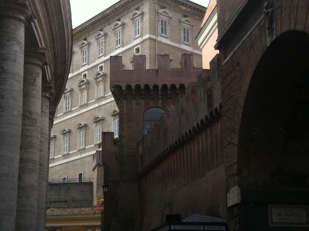 Apartamento Una Notte Ai Musei Vaticani Roma Exterior foto